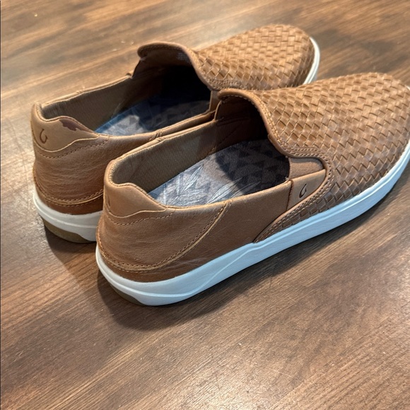 OluKai Tan Woven Slip-On Loafers - Picture 4 of 5
